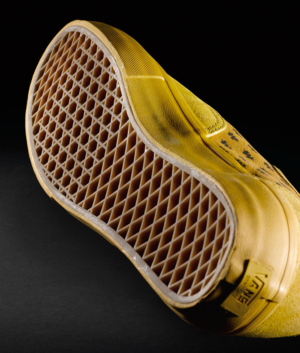F15-synd-authentic-TapsYel-detail3