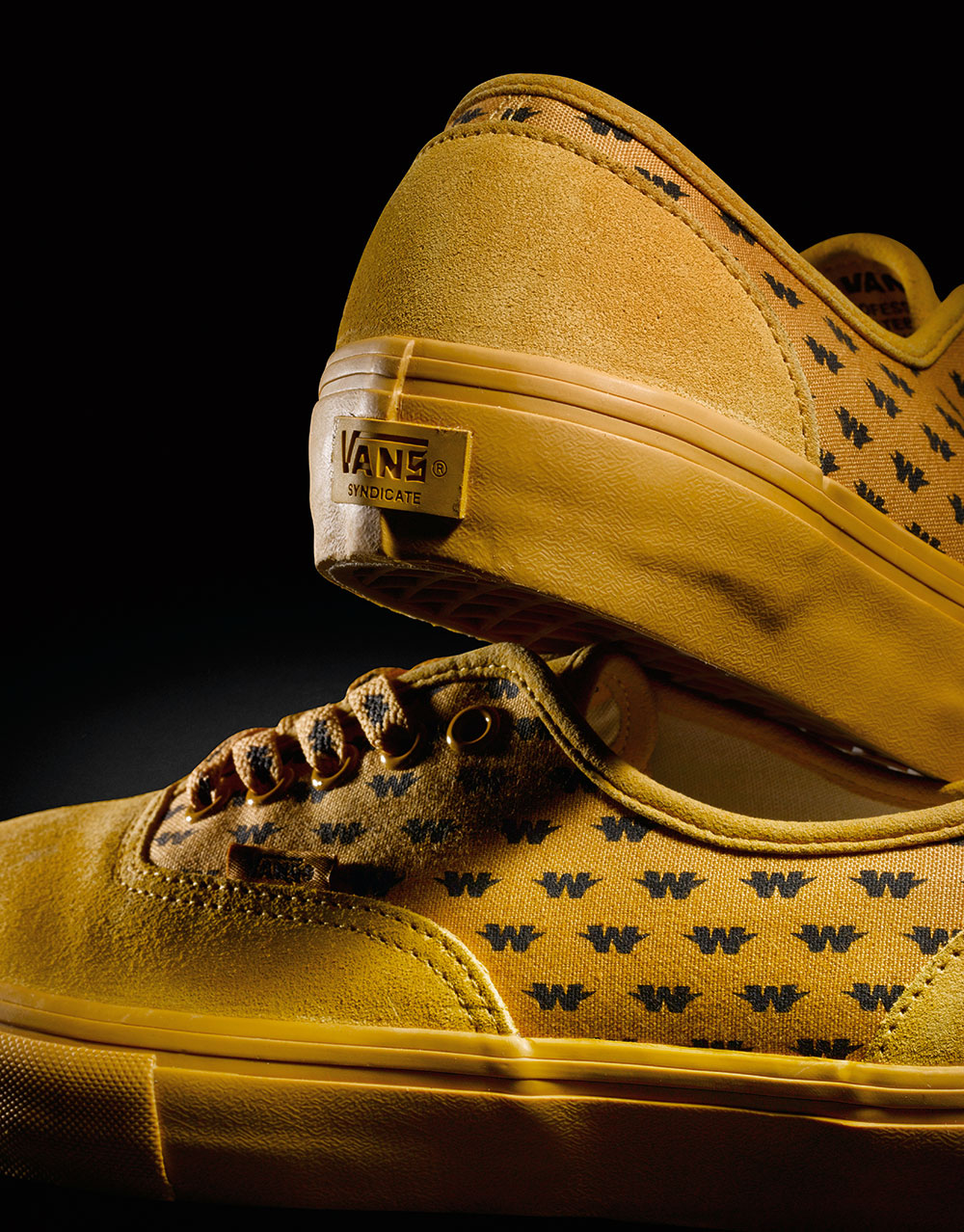 F15-synd-authentic-TapsYel-detail4