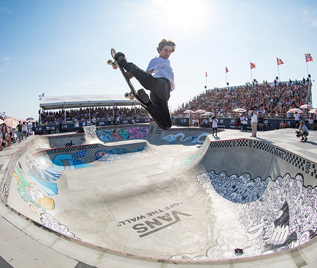 TOM SCHAAR在 HUNTINGTON BEACH 捧走冠军