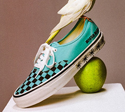 Vans 携手 WACKO MARIA 大胆演绎 Authentic 经典鞋款