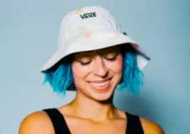 Lizzie Armanto wearing a Vans bucket hat