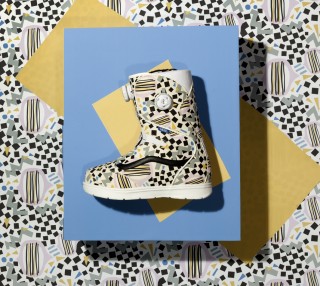 Vans与英国的夫妇设计师Eley Kishimoto合作呈现Aura女款雪靴